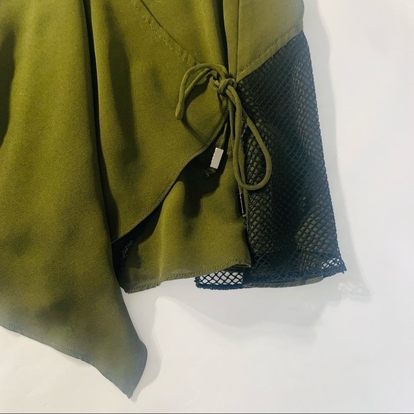 Chris Gramer Hunter Green V Neck black net panel tank top 0 - Picture 2 of 9